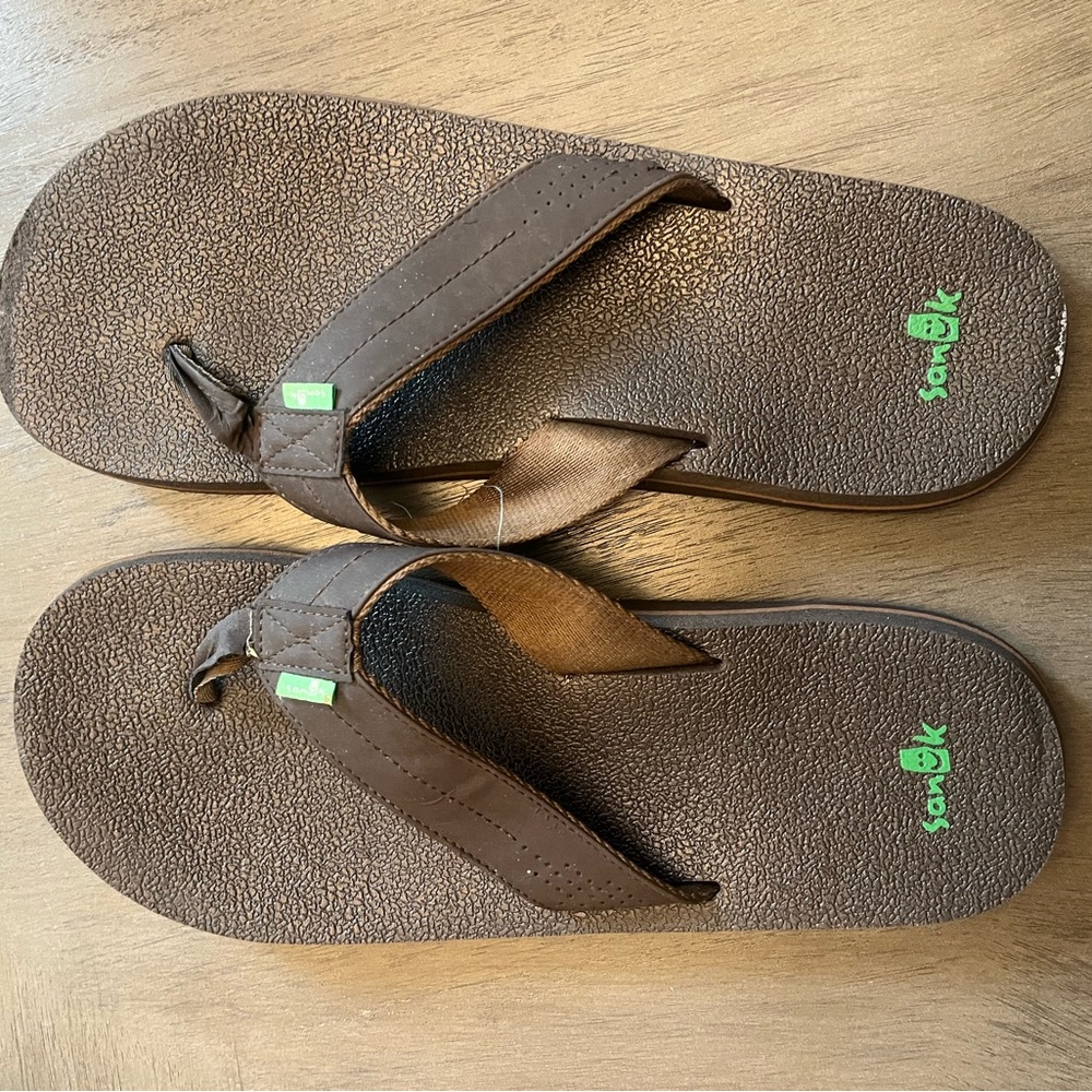 Sanuk Brown Sandals with Textured Footbed and Y-Strap